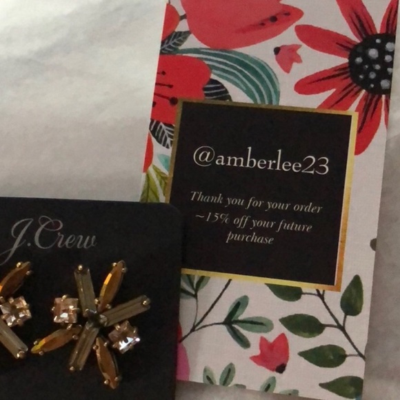 Hi! Welcome to Poshmark and my posh closet❣️ - Picture 12 of 12